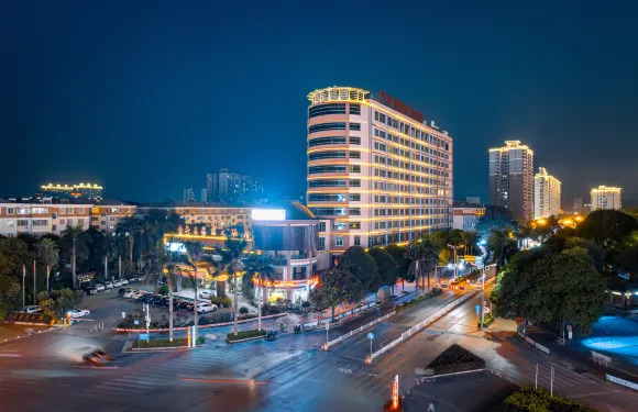 平果國際大酒店（平果文化公園體育中心店）