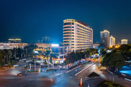 Pingguo International Hotel