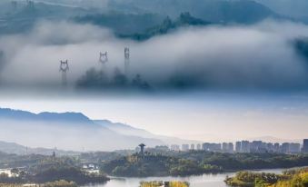 Travel Youth · L Designer Homestay