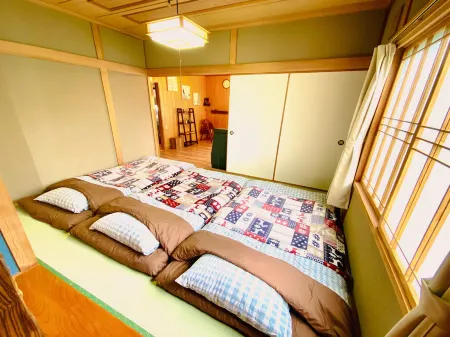 Manyi’s Onsen House Отели рядом со станцией JR Kojohama Station