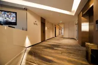 雨霖伴山飯店（水上公園店） 伊春住宿飯店