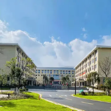 Luoping Oriental Garden Hotel