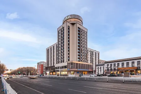 JI Hotel (Qiqihar Railway Station) Отели рядом с достопримечательностью «Heilongjiang Traffic Vocational and Technical College»