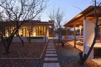 LinchuanshanShe·you/me+ Homestay Hotels near Wusutu Zhao Monastery