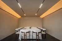 繊雲・Astrumプール丨スイーツ・360°崖海景音楽温泉民宿（大理洱海）