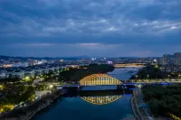 Super 8 Hotel (Ning Wai Beach)