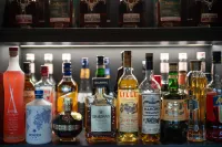 Qingdao Jinli Hotel - bar