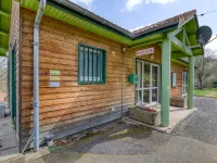 Vacancéole - les Chalets de la Chazotte Hotels in Saint-Gervais-d'Auvergne
