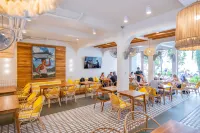 Phi Phi at Pier - breakfast
