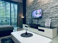 Johor Cozy Home | Easy Parking & Entry|Fast WiFi !