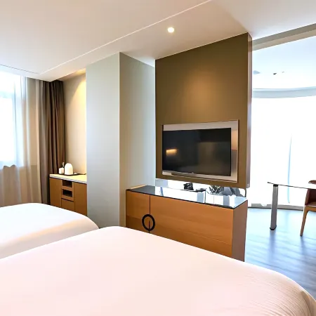 Fine Hotel
