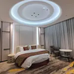 Yangguang Business Hotel