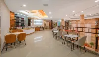 Jingmao Hotel Hotels in Longyou