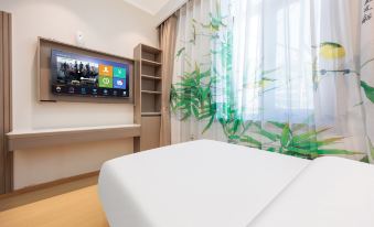 Hewei Boutique Hotel (Fengtai Railway Station PLA General Hospital Fifth Medical Center)