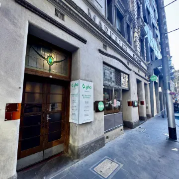 YHA Melbourne Central