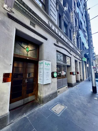 YHA Melbourne Central