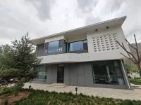 Zhang County Zizai Huaye Homestay