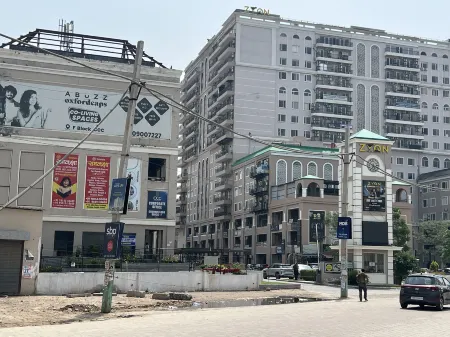 Golden Punjabi House Отели в г. Мохали