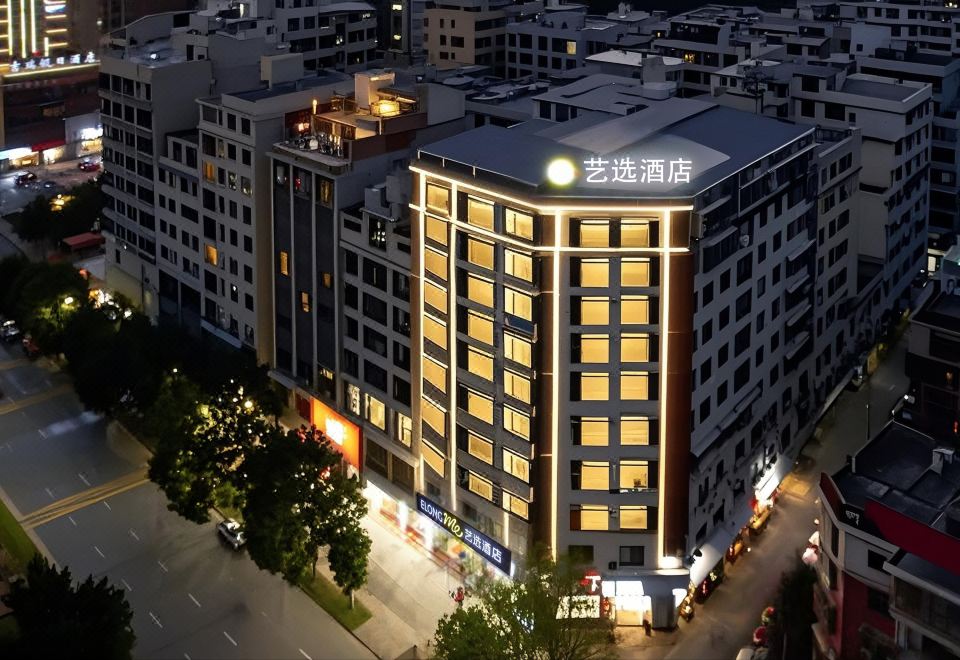hotel overview picture