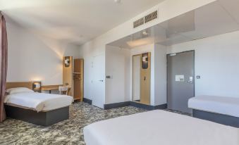 4. B&B 호텔 마..