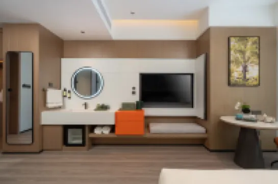 鹿鸝ホテル（萬象匯八大局）