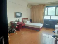 Makit County Jinlong Hotel - parkir
