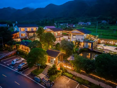 清溪山房民宿（畫裏小河網紅疊水壩店） 鄰近紅十八軍組建地小河革命歷史陳列室的酒店