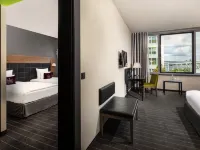 Mövenpick Hotel Stuttgart Airport Hotels in Leinfelden-Echterdingen