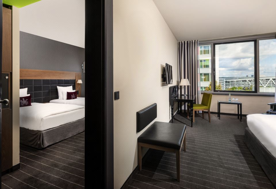 M?venpick Hotel Stuttgart Airport Over view