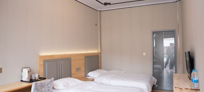 Luqu Langmusi Town Fanshe Homestay Отели в г. Луцюй