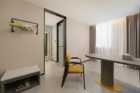 Ibis Styles Dalian Donggang Venice Water City Hotel