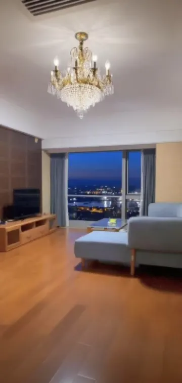 Xiaoxiang Mama Scenic Apartment (Dalian Railway Station Zhongshan Square) 다롄 기차역 주변 호텔