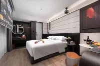 （Do A Land LAB Hotel (Jiaxiulou Branch, Fountain Pool Metro Station, Guiyang)