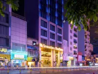 Winsuites Saigon Hotel Hotels near Ben Thanh Market