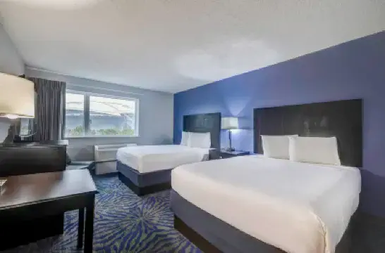 Motel 6 斯塔福德, 弗吉尼亞州 - 誇蒂科 酒店