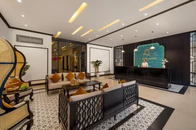 Hoan Cau Hotel Отели рядом с достопримечательностью «An Dinh Palace»