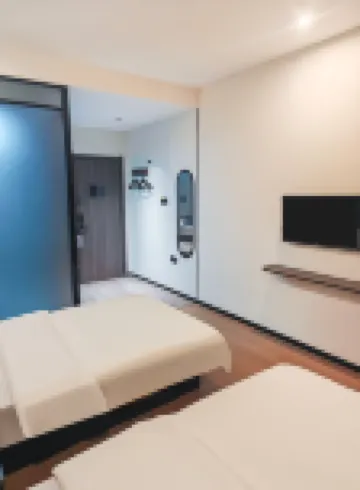 Youmi Hotel