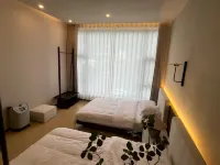 Litang Huaxi Yungu Hotel (Ririjia Village) Hotels in Litang