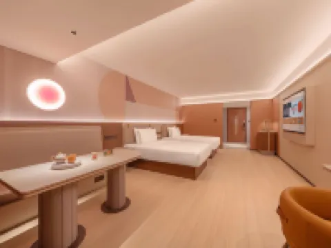 Orange Hotel (Wuhan Living Room Polar Ocean World Branch) 海合安武漢極地海洋公園周辺のホテル