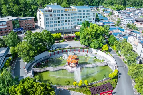 Changting Hotel - parking