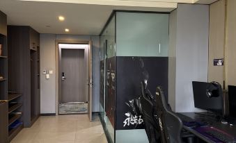 Xichuan Xingxuan E-sports Theme Hotel