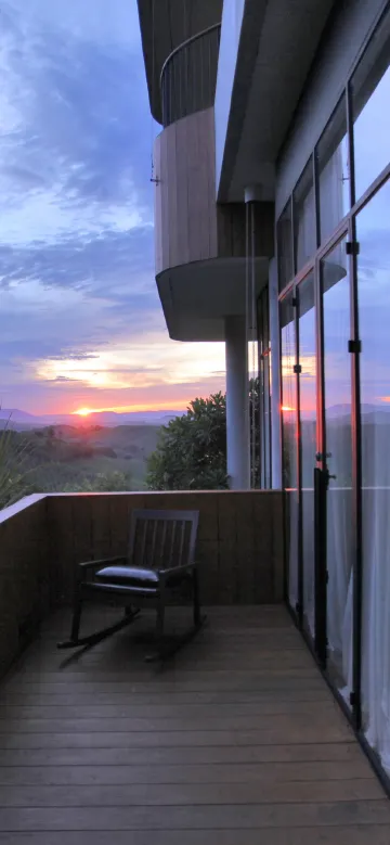 ดีลักซ์บัลโคนี่