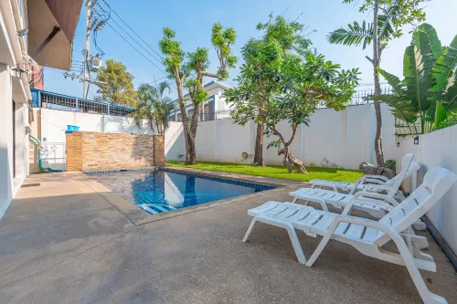 Center Pattaya 3BR Pool Villa