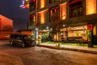 Elysian Airport Hotel - palestra