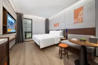 UrCove by Hyatt Beijing Zhongguancun Peking University Hotels near Summer Palace