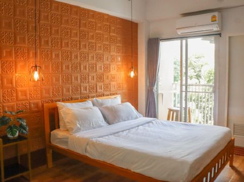 ประณต อพาร์ทเมนท์ & สปา