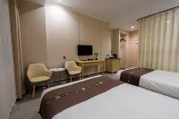 โรงแรมโกลบอลวิลเลจ