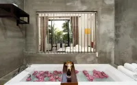 The Moon Residence & Spa - balcony