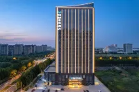 Minghe Dongyue Hotel (Zhengzhou Zhongmu Zhengkai Avenue Lvboyuan Station) - 주차장