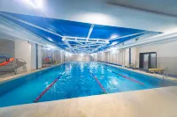 Puyue Riverside Hotel (Lanzhou Center Qilihe Subway Station)